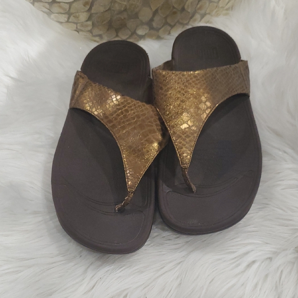 Fitflop Rose Gold Textured Sandals with Contoured Footbed Size 10 - Picture 10 of 10
